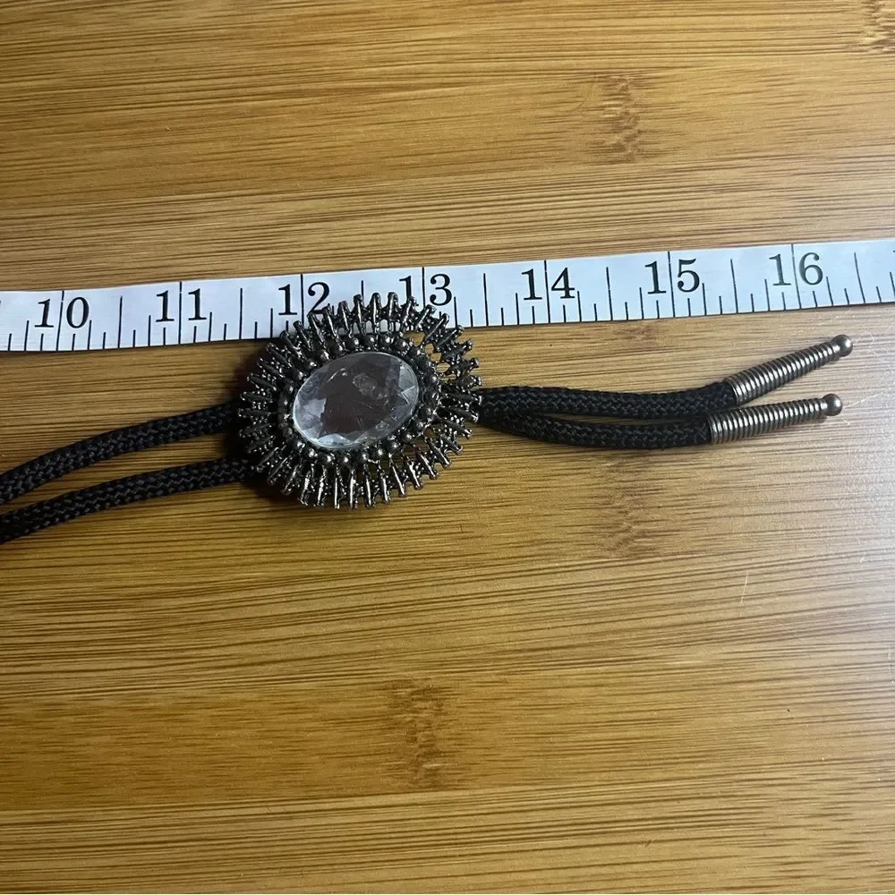 Elegant Black and Silver Women's Necklace